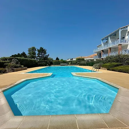 L'oree Du Golf-3 By Interhome *