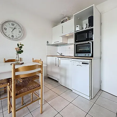 L'oree Du Golf-3 By Interhome