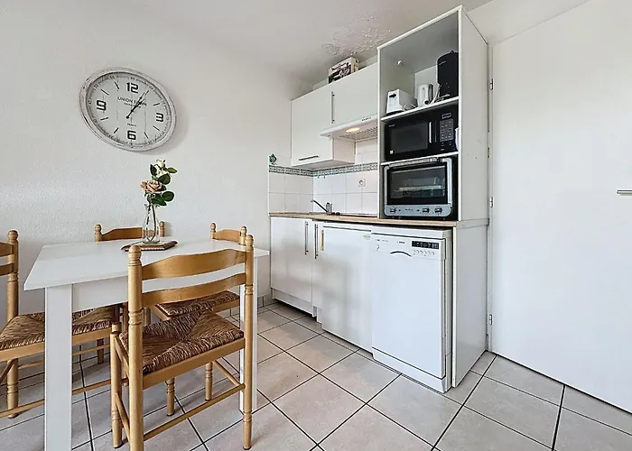 L'oree Du Golf-3 By Interhome