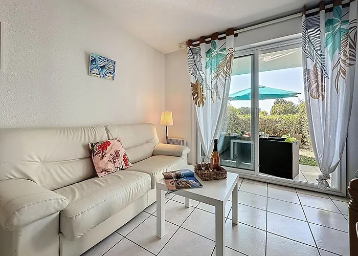 L'oree Du Golf-3 By Interhome